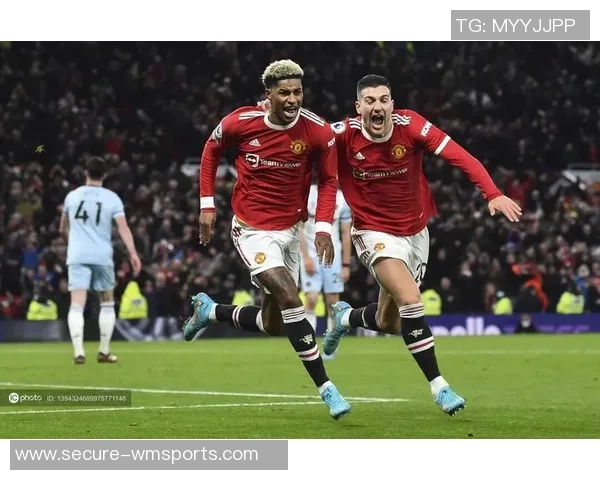 西汉姆联对阵曼联精彩直播全程回顾与赛后分析